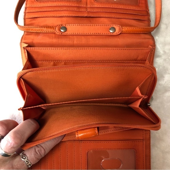 Pelle Studio Leather Burnt Orange Tri Fold Crossbody Purse Bag - Picture 6 of 14